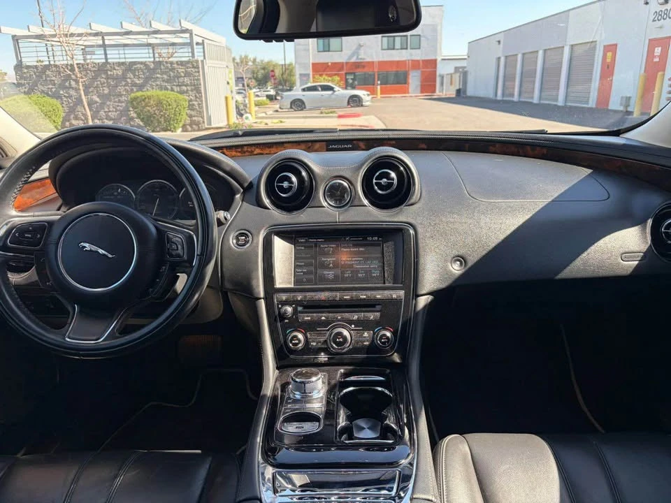 2015 Jaguar X351 XJ - Image 9 of 15