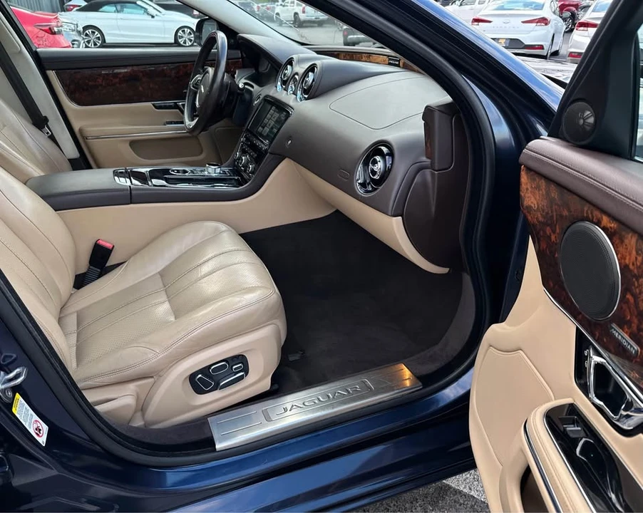2015 Jaguar X351 XJ - Image 8 of 20