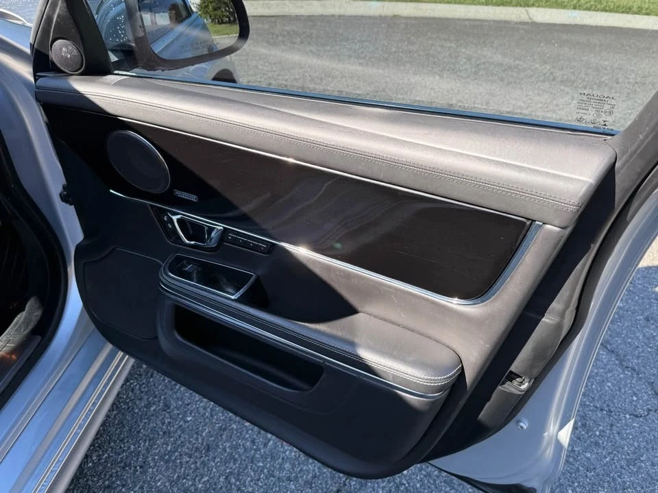 2015 Jaguar X351 XJ - Image 16 of 20