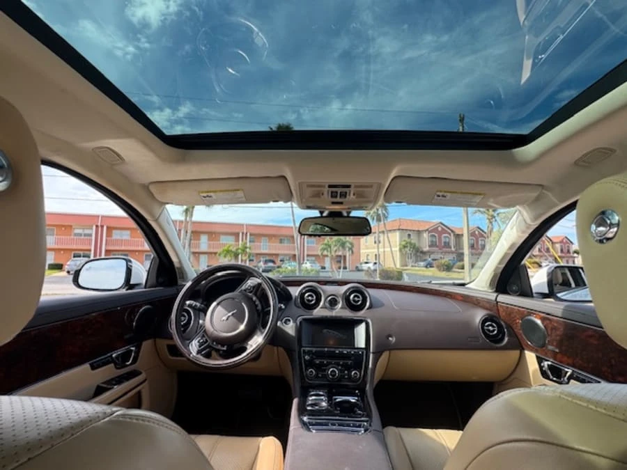 2015 Jaguar X351 XJ - Image 23 of 31