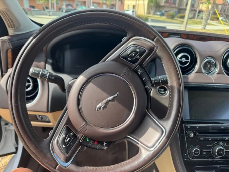 2015 Jaguar X351 XJ - Image 19 of 31