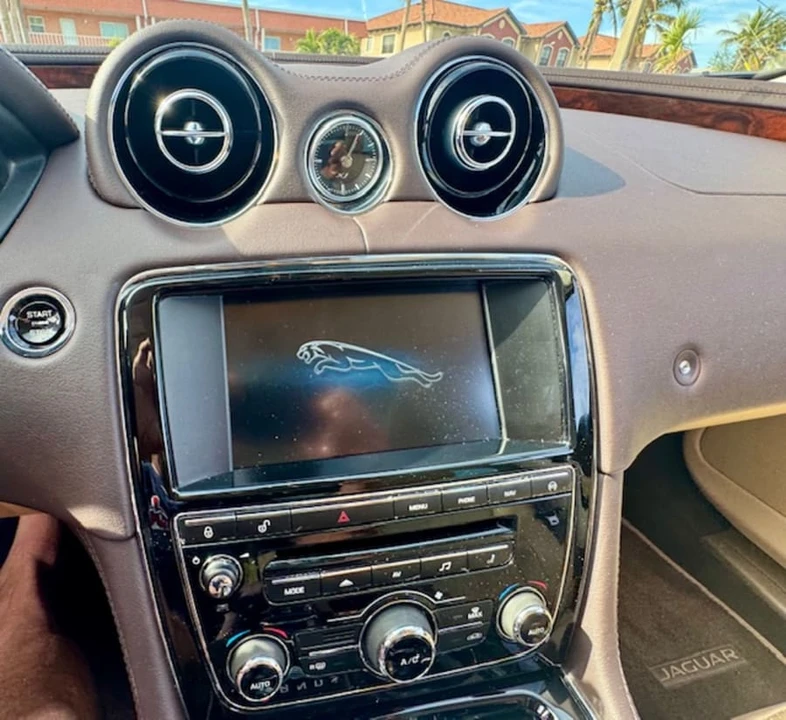 2015 Jaguar X351 XJ - Image 31 of 31
