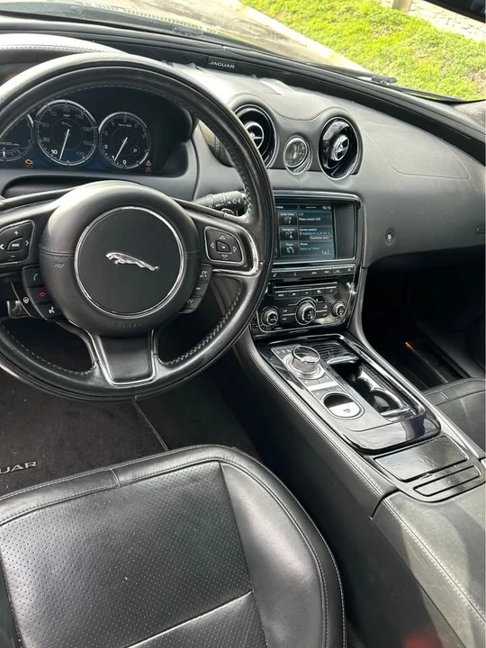 2015 Jaguar X351 XJ - Image 3 of 7