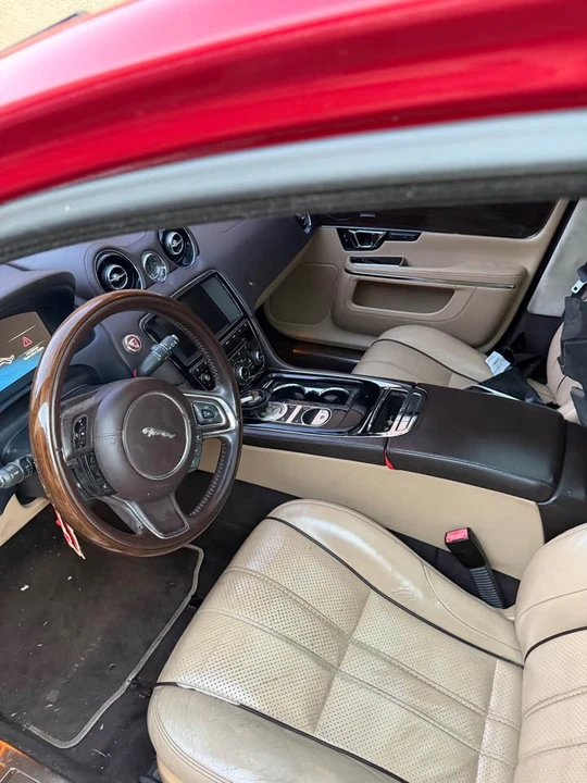 2015 Jaguar X351 XJ - Image 3 of 3