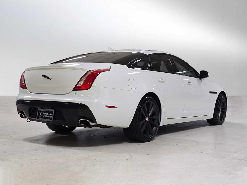 2015 Jaguar X351 XJR - Image 3 of 18
