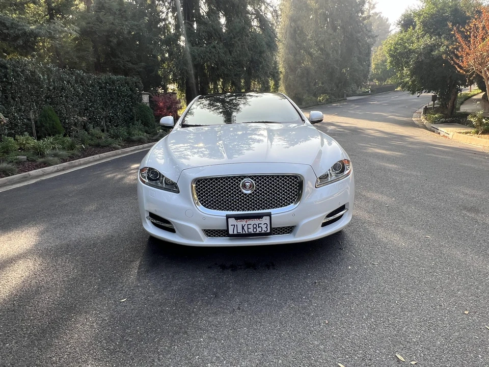 2015 Jaguar X351 XJR - Image 4 of 31