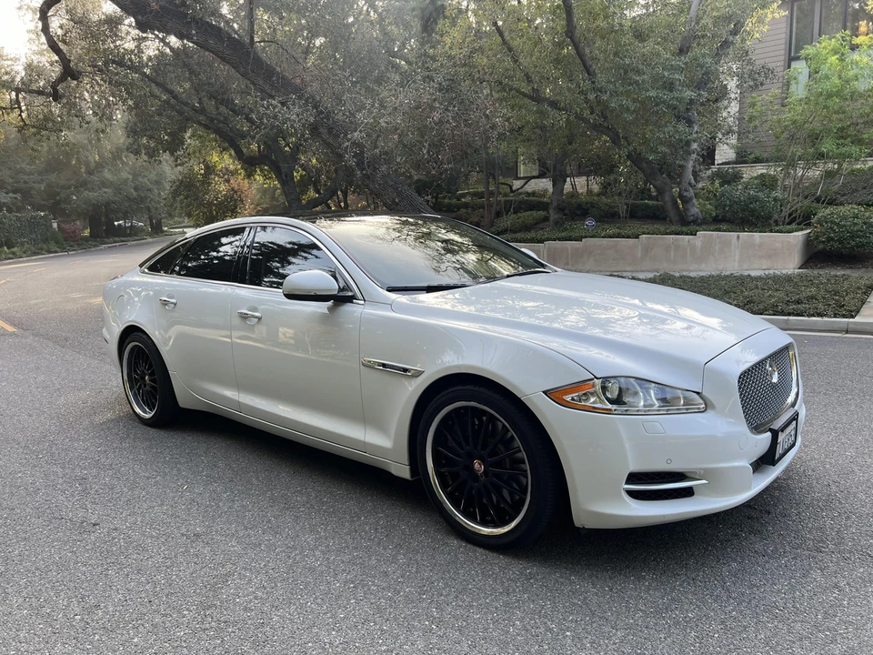 2015 Jaguar X351 XJR - Image 6 of 31