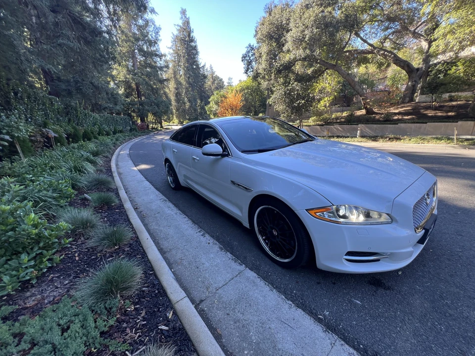 2015 Jaguar X351 XJR - Image 23 of 31