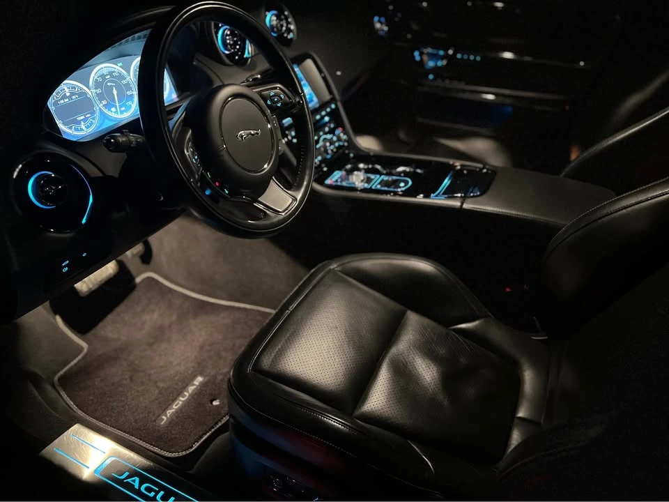 2015 Jaguar X351 XJR - Image 14 of 20