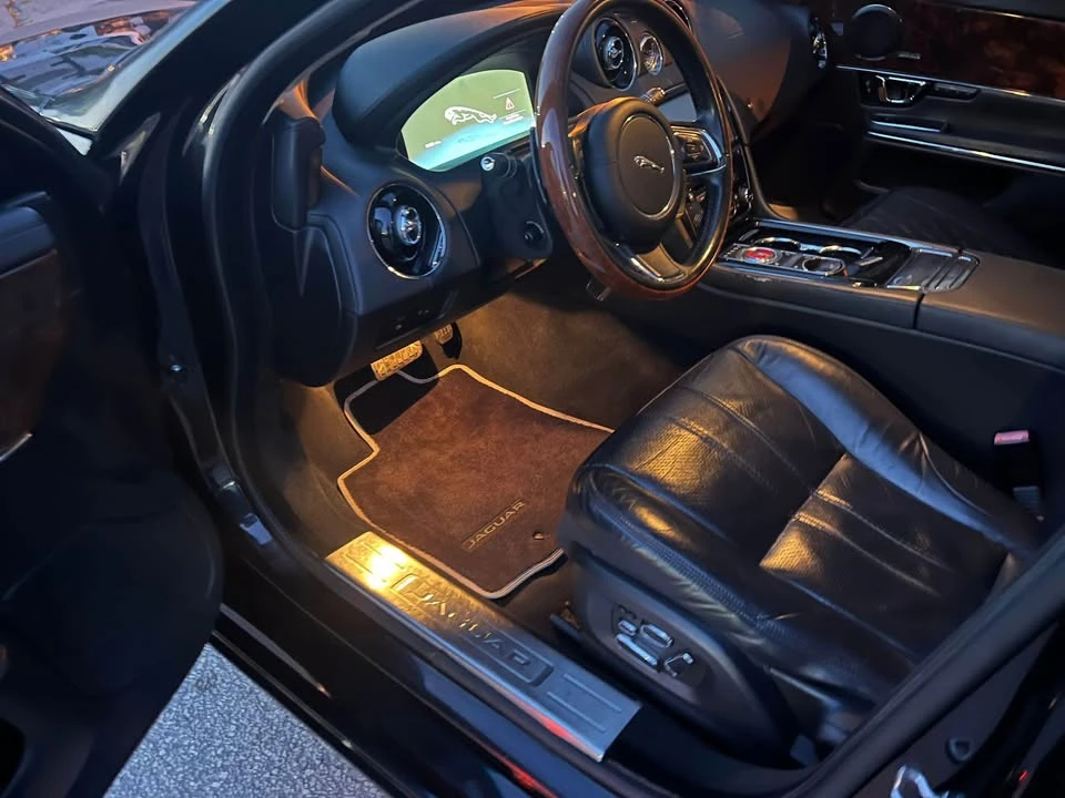 2015 Jaguar X351 XJR - Image 4 of 5