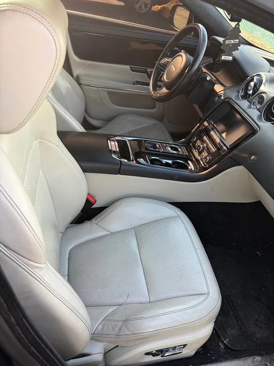 2015 Jaguar X351 XJ - Image 3 of 4