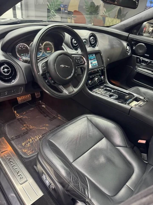 2015 Jaguar X351 XJ - Image 12 of 20