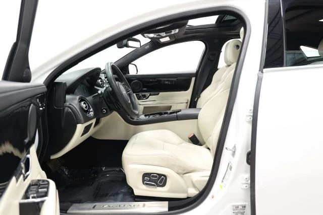 2015 Jaguar X351 XJ - Image 12 of 21