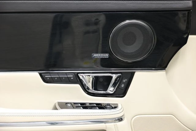 2015 Jaguar X351 XJ - Image 10 of 21