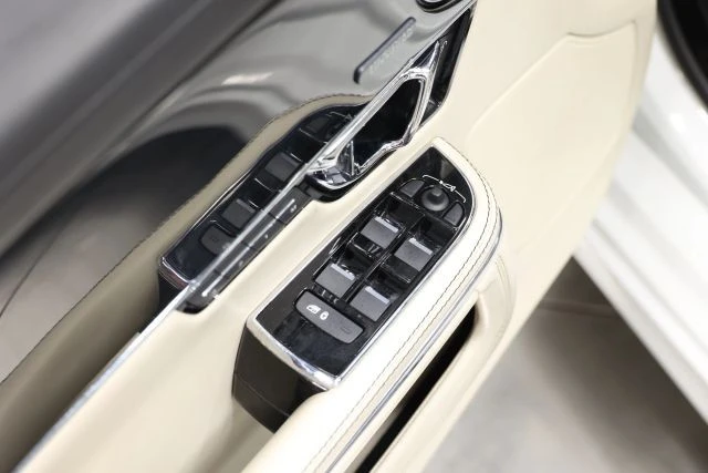 2015 Jaguar X351 XJ - Image 11 of 21