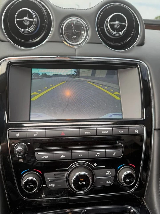 2015 Jaguar X351 XJ - Image 13 of 17