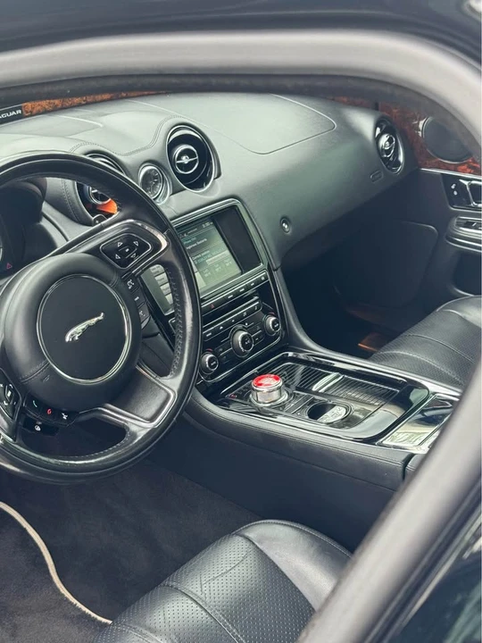 2015 Jaguar X351 XJR - Image 8 of 14