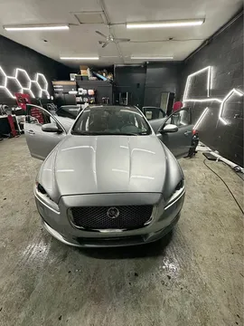 2015 Jaguar XJ XJ Supercharged Sedan 4D