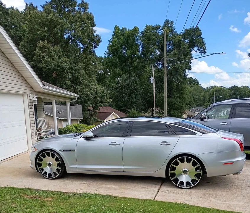 2015 Jaguar X351 XJ - Image 5 of 5