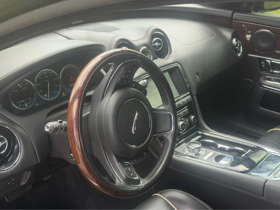 2015 Jaguar X351 XJ - Image 6 of 20
