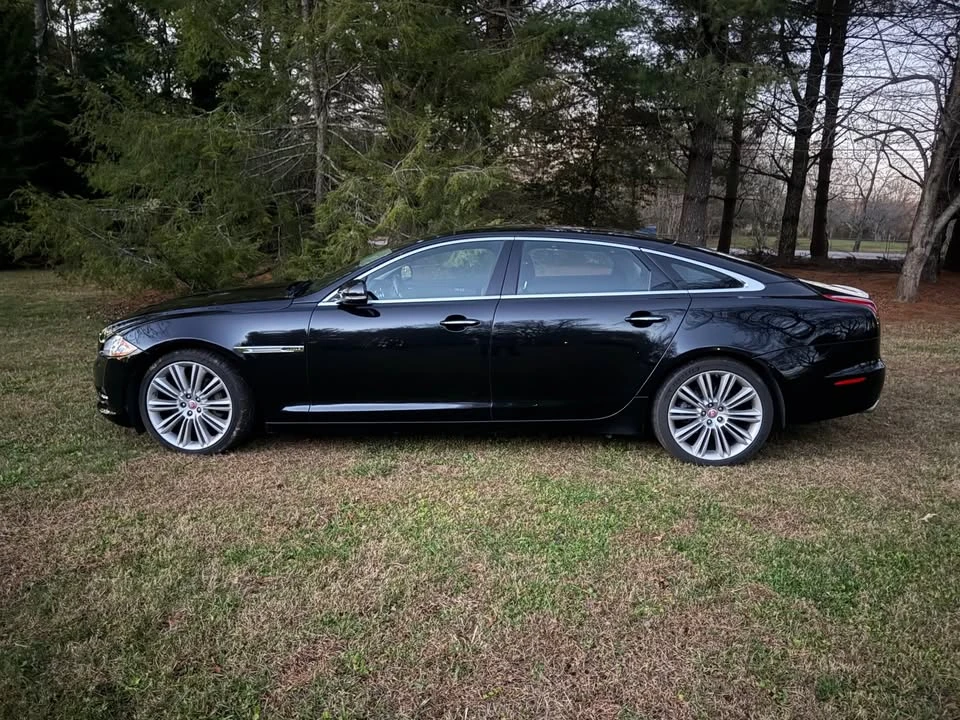 2015 Jaguar X351 XJ - Image 11 of 20