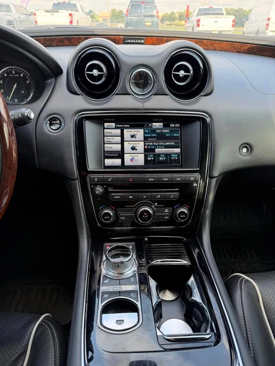 2015 Jaguar X351 XJ - Image 18 of 18