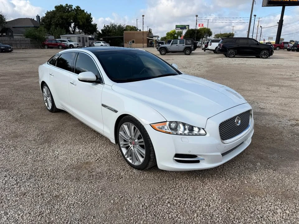 2015 Jaguar X351 XJ - Image 3 of 18