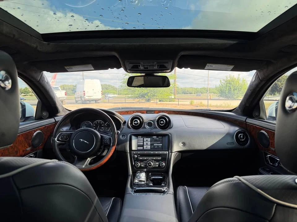 2015 Jaguar X351 XJ - Image 10 of 18