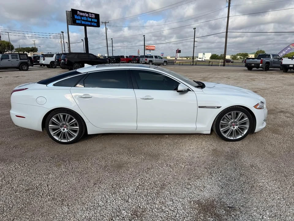 2015 Jaguar X351 XJ - Image 4 of 18