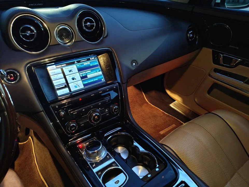 2015 Jaguar X351 XJ - Image 8 of 19