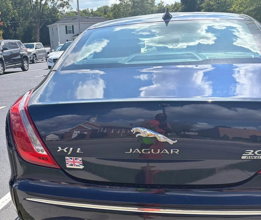 2015 Jaguar X351 XJ - Image 2 of 4
