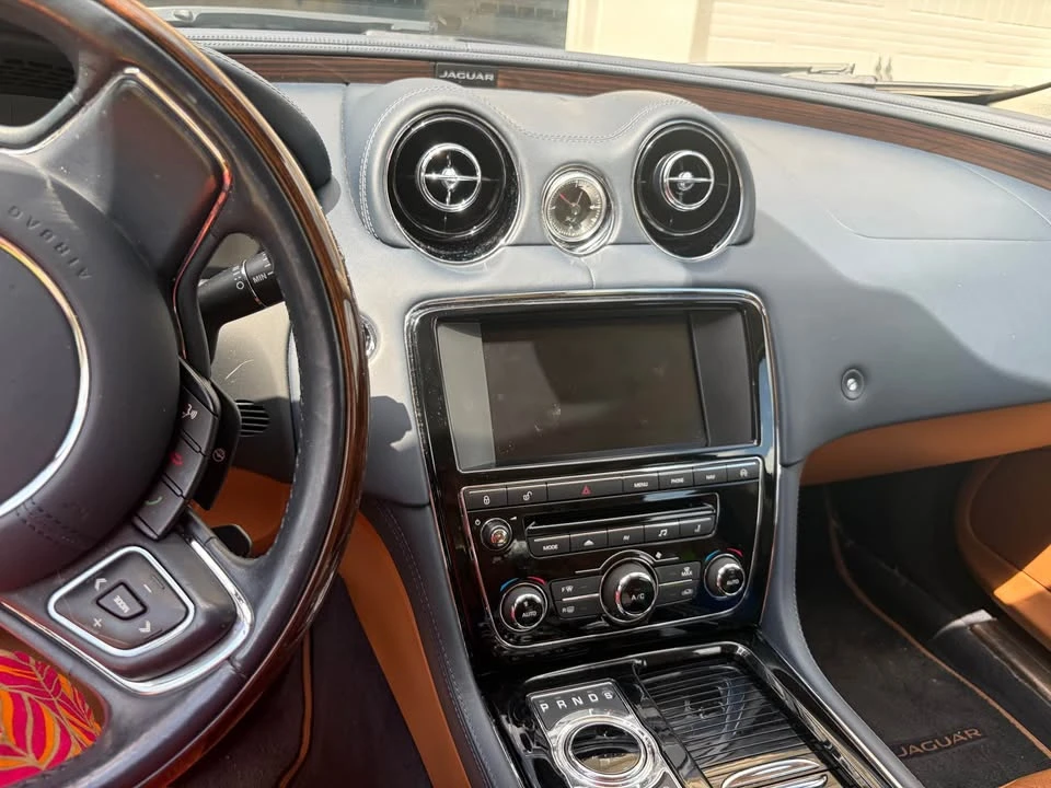 2015 Jaguar X351 XJ - Image 3 of 4