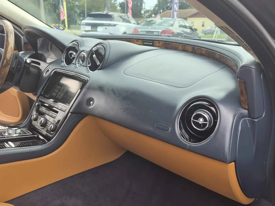 2015 Jaguar X351 XJ - Image 5 of 20