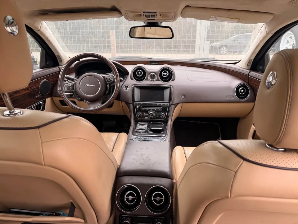 2015 Jaguar X351 XJ - Image 7 of 12
