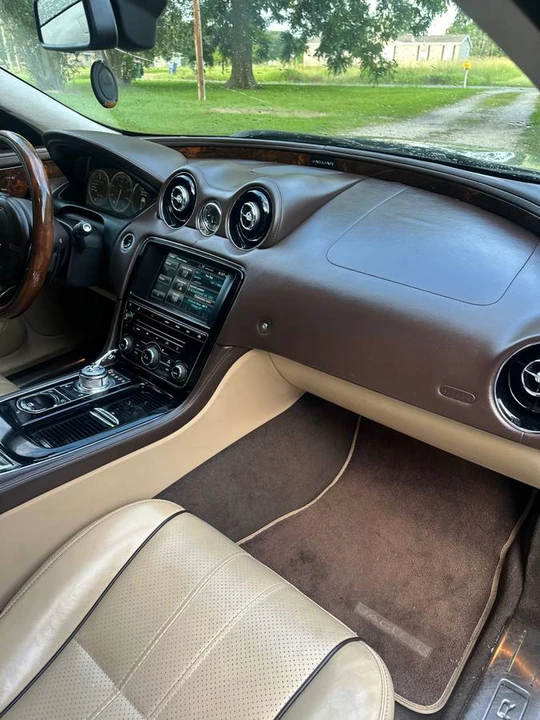2015 Jaguar X351 XJ - Image 6 of 15