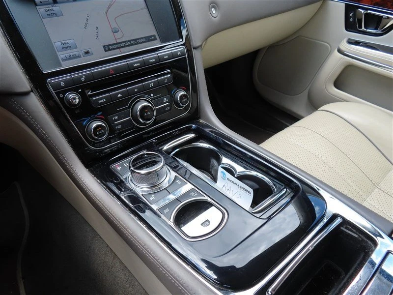 2015 Jaguar X351 XJ - Image 17 of 20