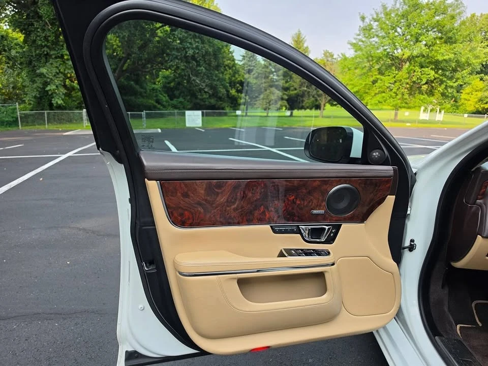2015 Jaguar X351 XJ - Image 17 of 20