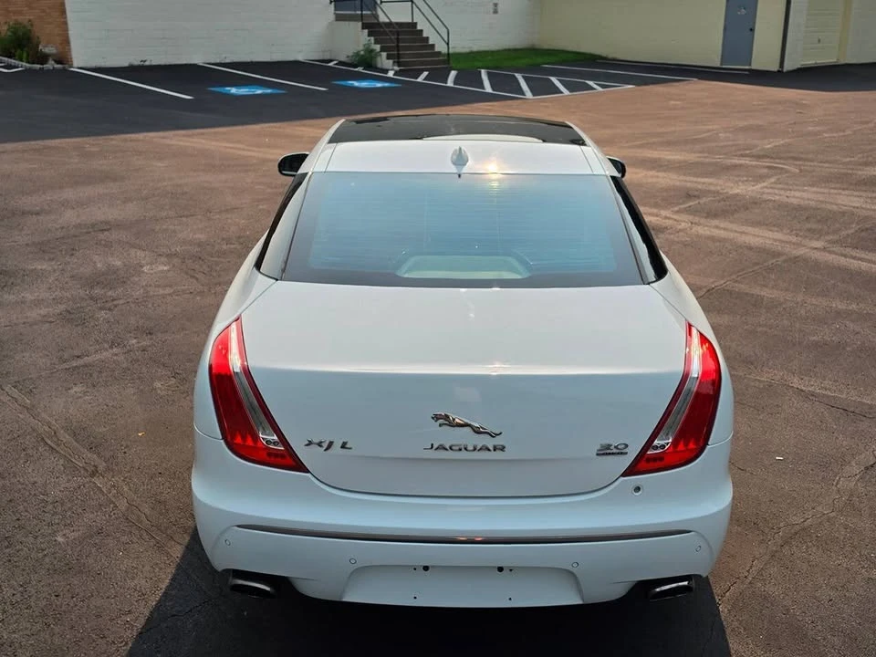 2015 Jaguar X351 XJ - Image 9 of 20