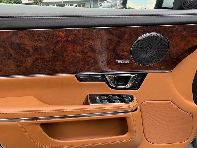 2015 Jaguar X351 XJ - Image 11 of 20