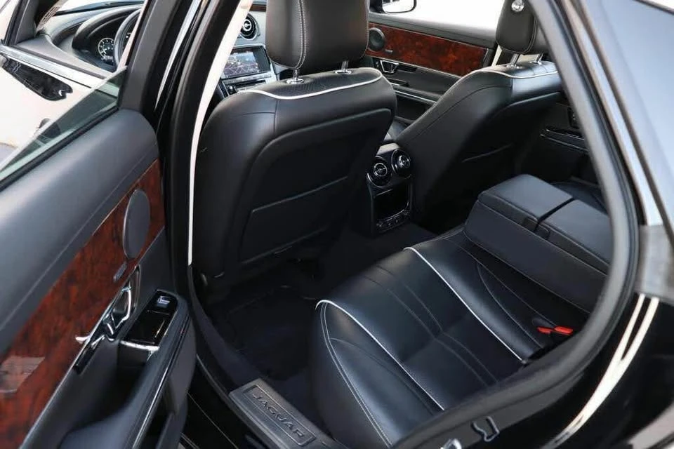2015 Jaguar X351 XJ - Image 6 of 10