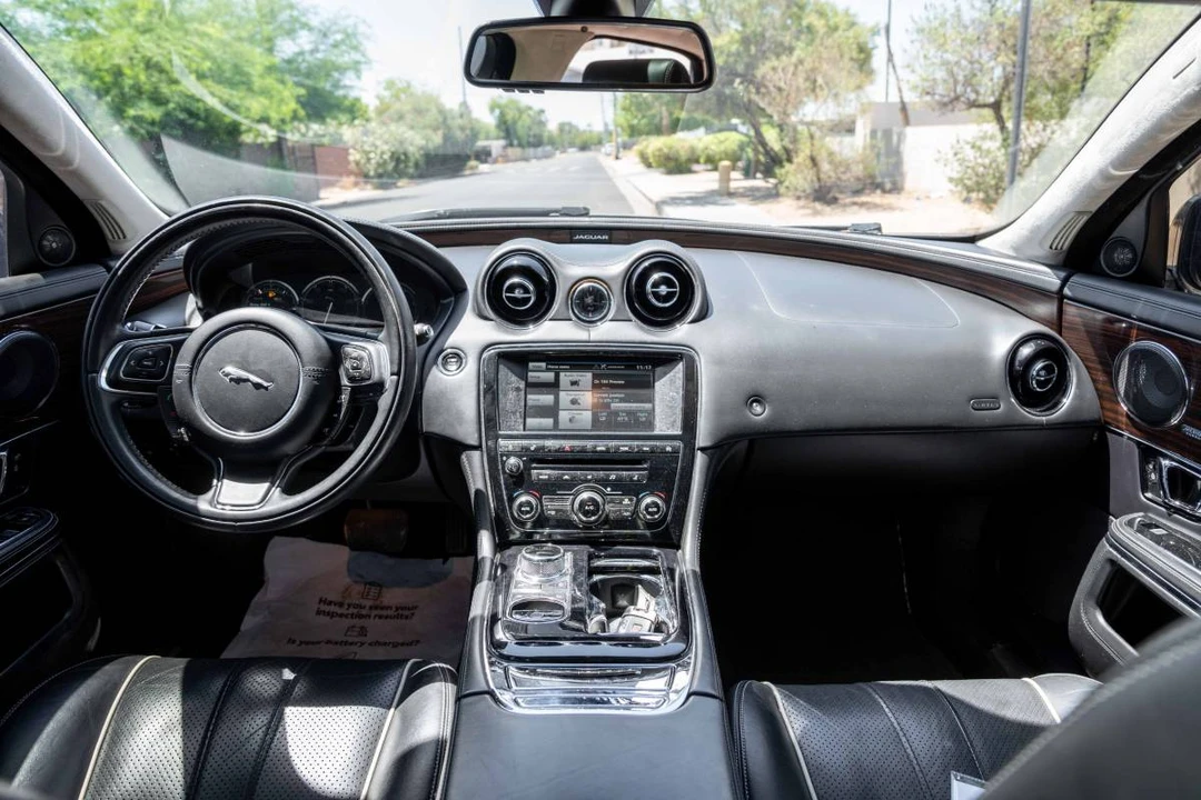 2015 Jaguar X351 XJ - Image 18 of 20