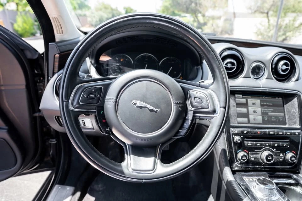 2015 Jaguar X351 XJ - Image 12 of 20