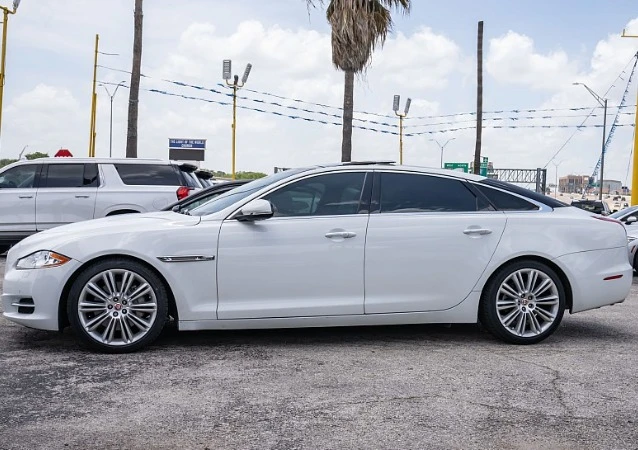 2015 Jaguar X351 XJ - Image 2 of 6