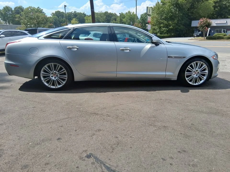 2015 Jaguar X351 XJ - Image 7 of 10