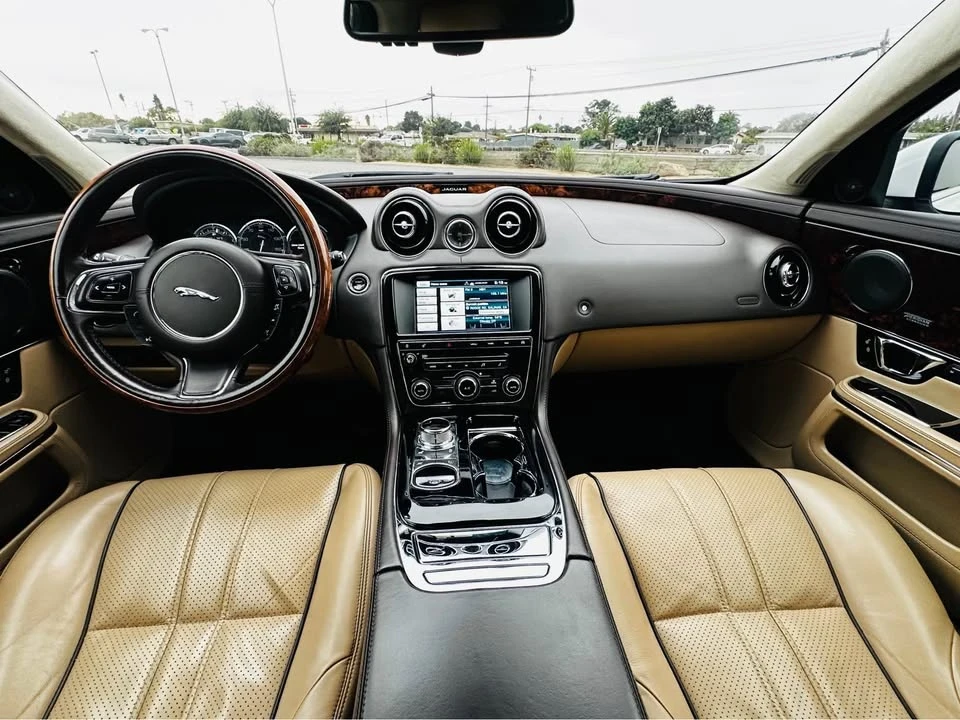 2015 Jaguar X351 XJ - Image 10 of 13