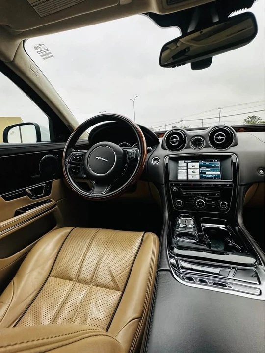 2015 Jaguar X351 XJ - Image 9 of 13