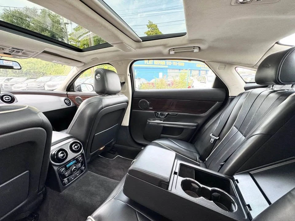 2015 Jaguar X351 XJ - Image 19 of 20