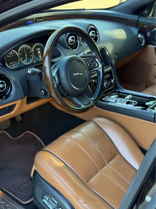 2015 Jaguar X351 XJ - Image 11 of 12