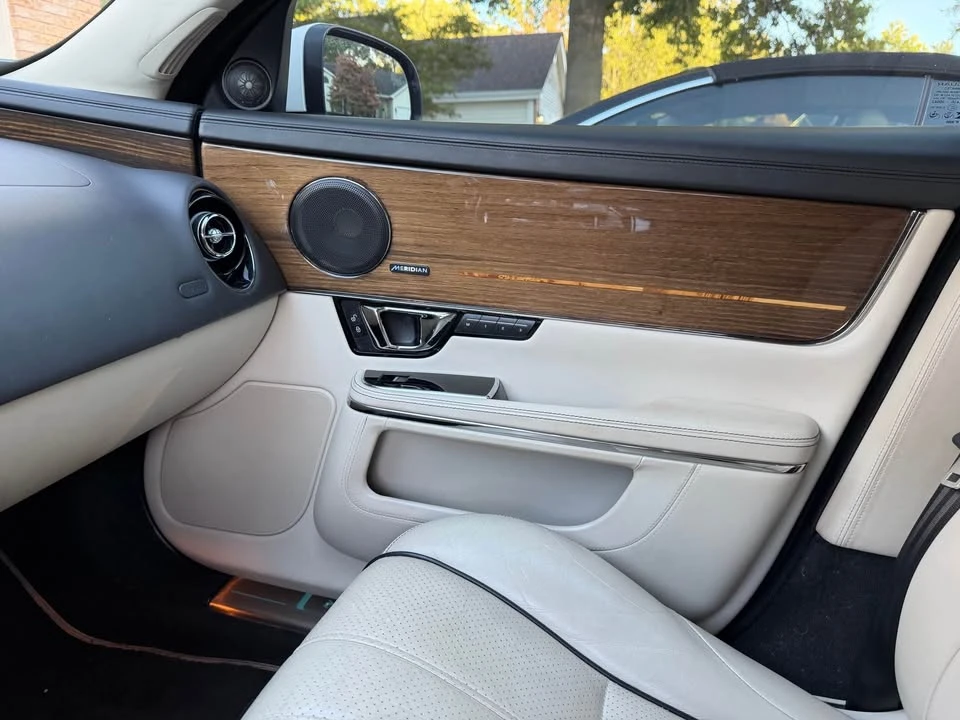 2015 Jaguar X351 XJ - Image 5 of 16