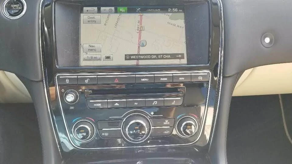 2015 Jaguar X351 XJ - Image 14 of 16
